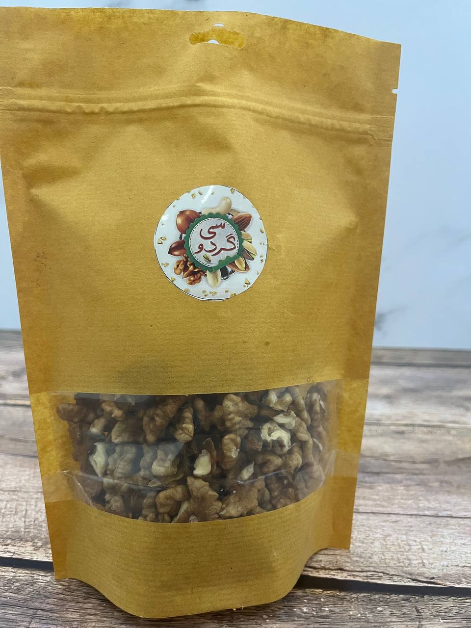 خرید و قیمت مغز گردو ایرانی درجه یک و لوکس بسته 500 گرمی